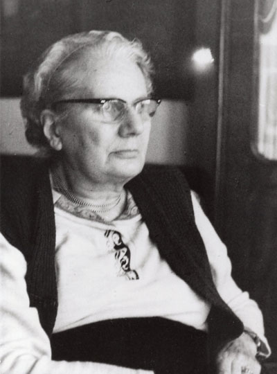 Dr. Gerda Walther