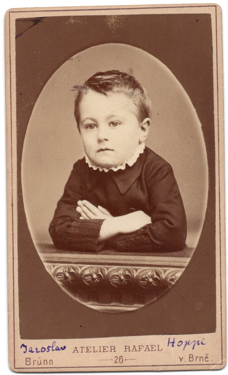 Jaroslav Hoppe im Alter von 3 Jahren (1881) (Archiv des IGPP)